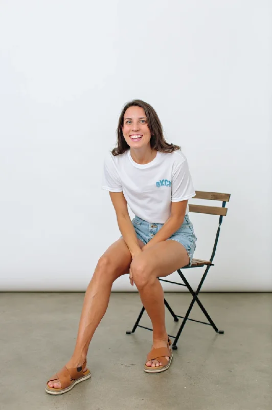 Top - Okanagan Lifestyle Paddle Out T-Shirt-- Zippered Front Buttoned Front Snap Front