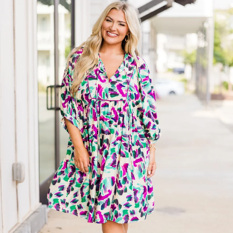 Stella Bee Dress, Green Crew Neckline Casual