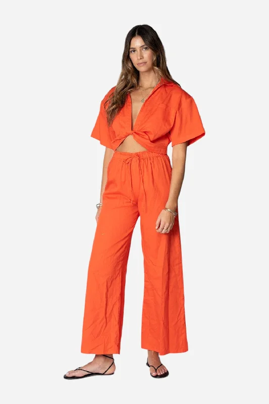 Stillwater The Barcelona Pant in Poppy Classic Flared Pants