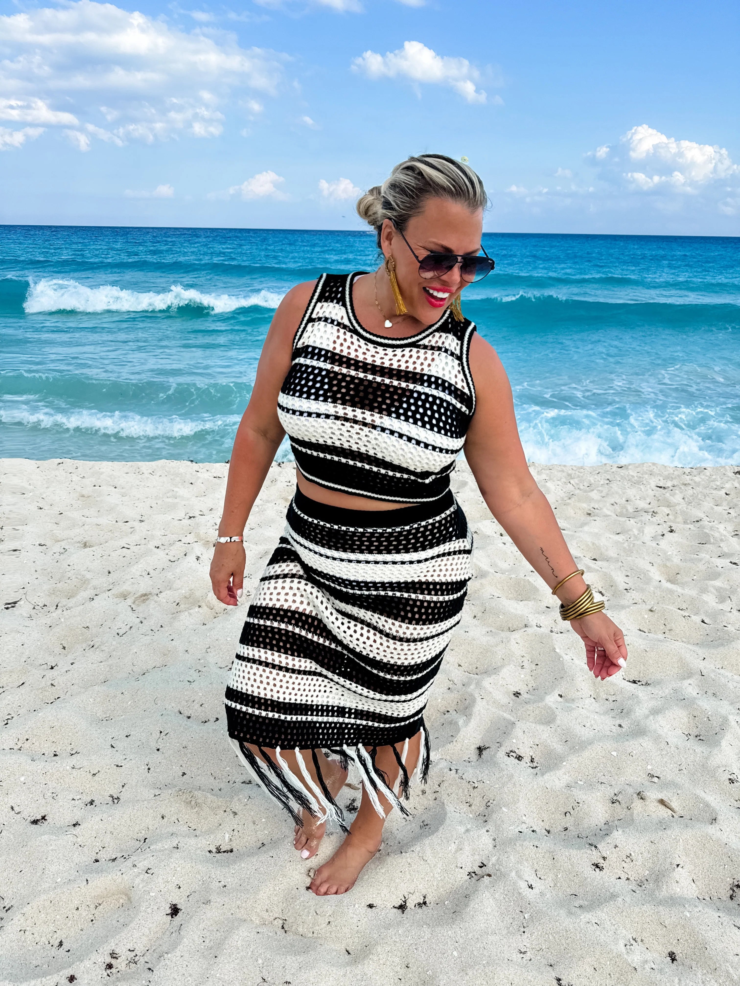 Blakeley Resort Glam 2 pc Open Knit Top & Skirt Set - Swimsuit Cover Up Push-Up Swimsuit Top Blakeley Resort Glam 2 pc Open Knit Top & Skirt Set - Swimsuit Cover Up Push-Up Swimsuit Top