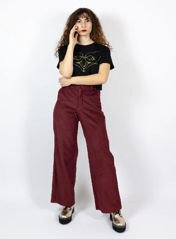 Bad Ass Pants - Crimson Chic Capri Pants