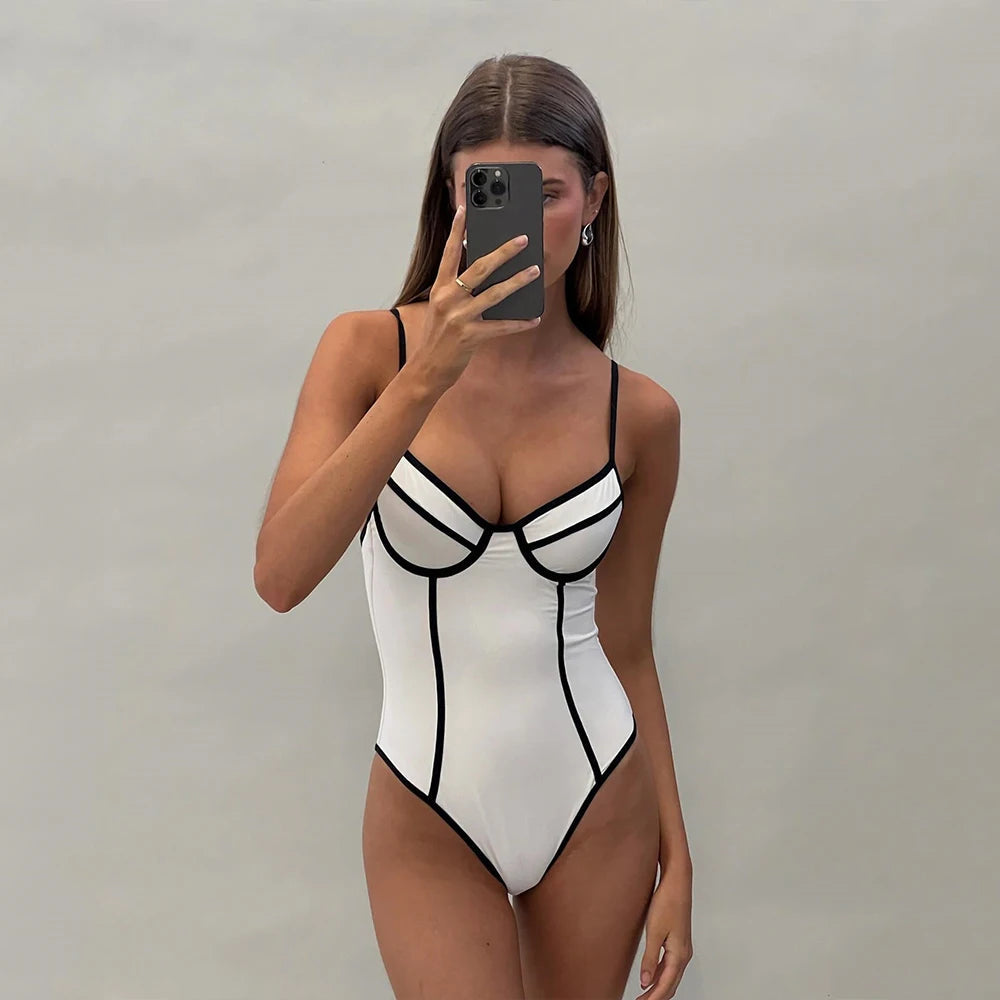 Underwire Swimsuit Vintage Swimwear Look