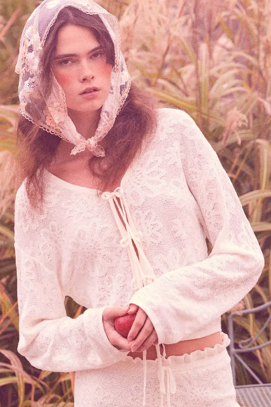 Flower Song Floral Jacquard Knit Tie-Front Cardigan Mesh Fabric Canvas Fabric Denim Fabric Flower Song Floral Jacquard Knit Tie-Front Cardigan Mesh Fabric Canvas Fabric Denim Fabric