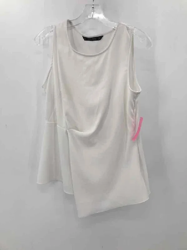 Pre-Owned Zara White Size Medium Tank Top charcoal tank top
