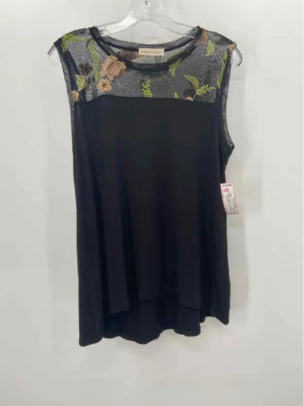 Pre-Owned Pebble And Stone Black Size Small Tank Top off shoulder tank
