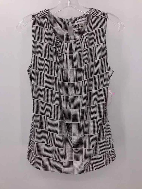 Pre-Owned Calvin Klein White Size Medium Tank Top chic tank top