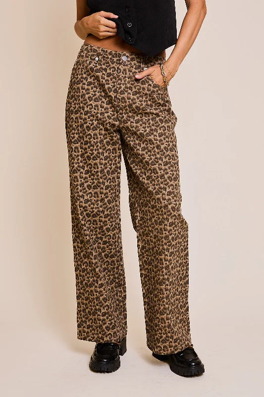 In The Wild Pant Classic Pleated Pants