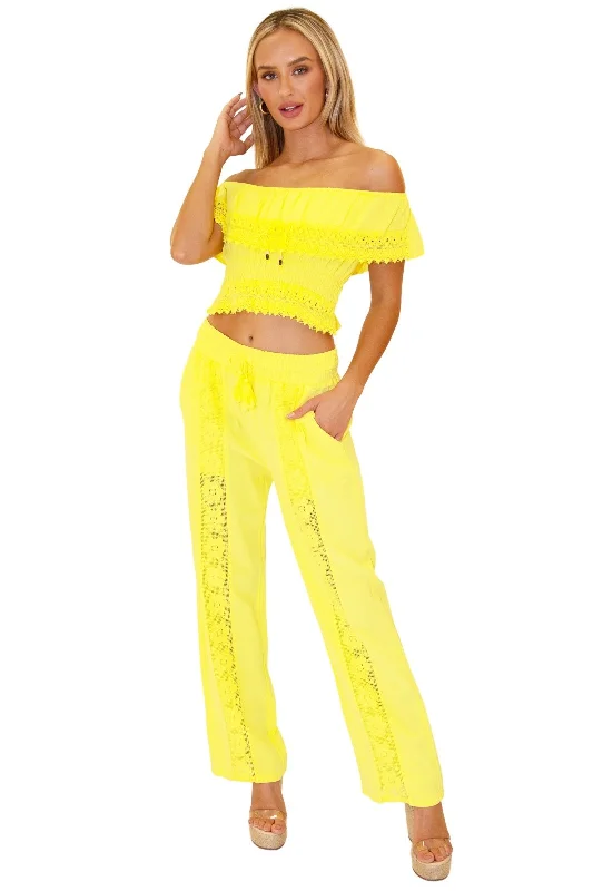 YELLOW