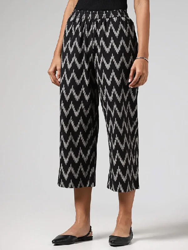 Utsa Black Chevron Ikat Printed Pants Formal Stretch Pants